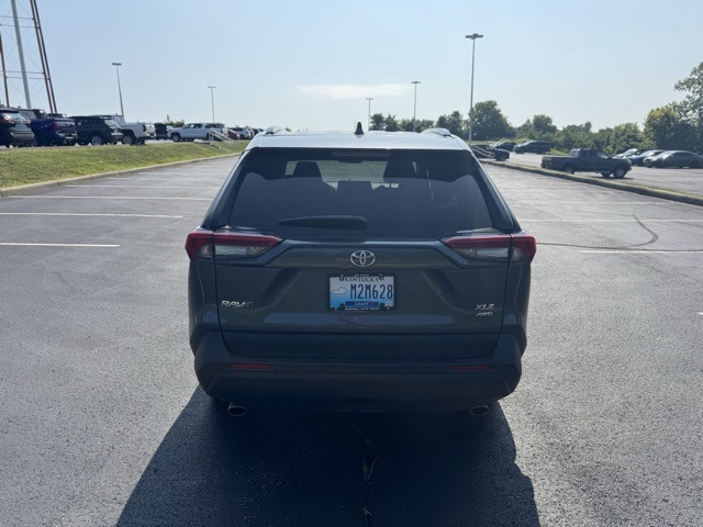 2024 Toyota RAV4 XLE photo 4
