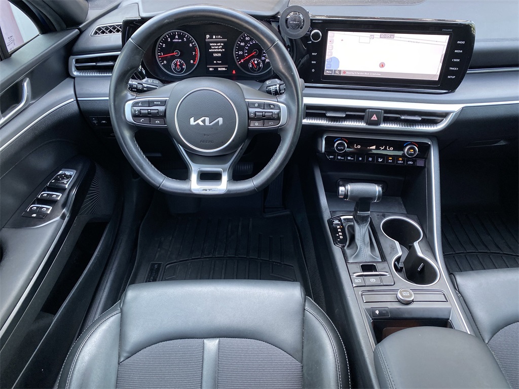2023 Kia K5 GT-Line photo 16
