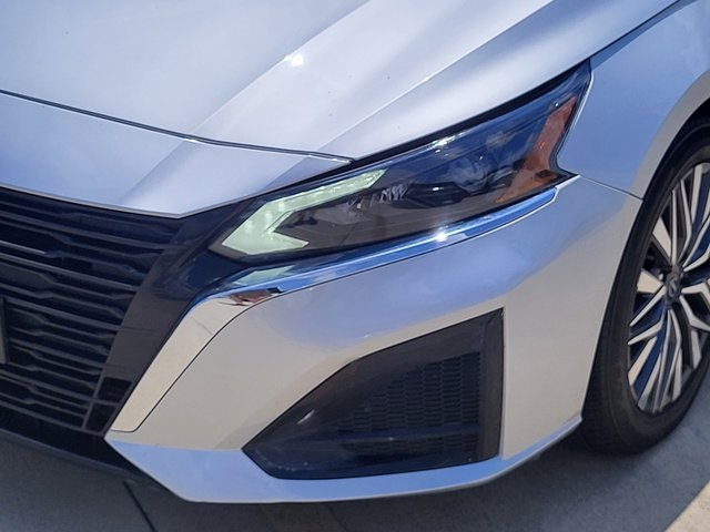 2023 Nissan Altima 2.5 SV photo 7