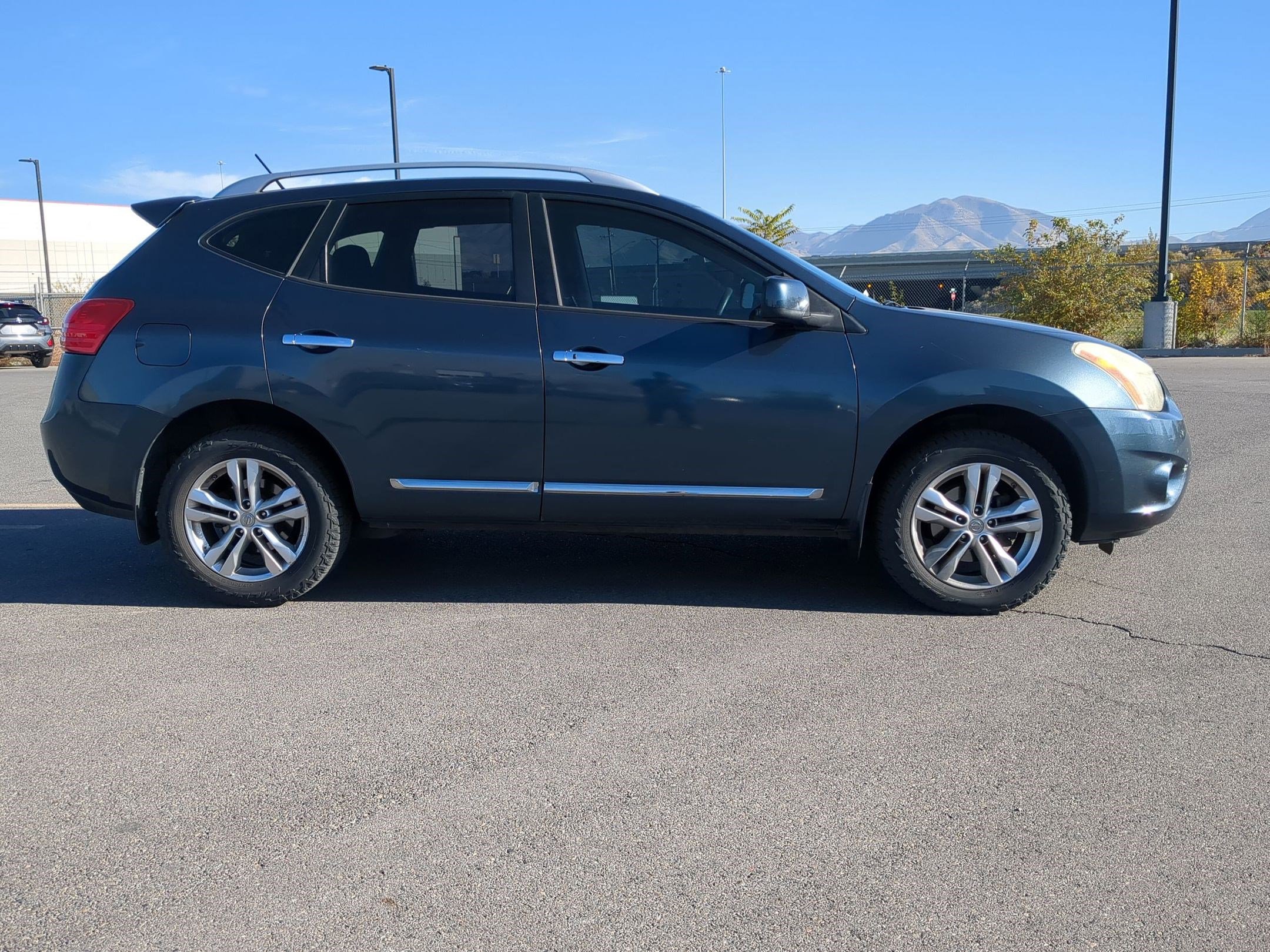 Used 2013 Nissan Rogue SV with VIN JN8AS5MV6DW135556 for sale in Salt Lake City, UT