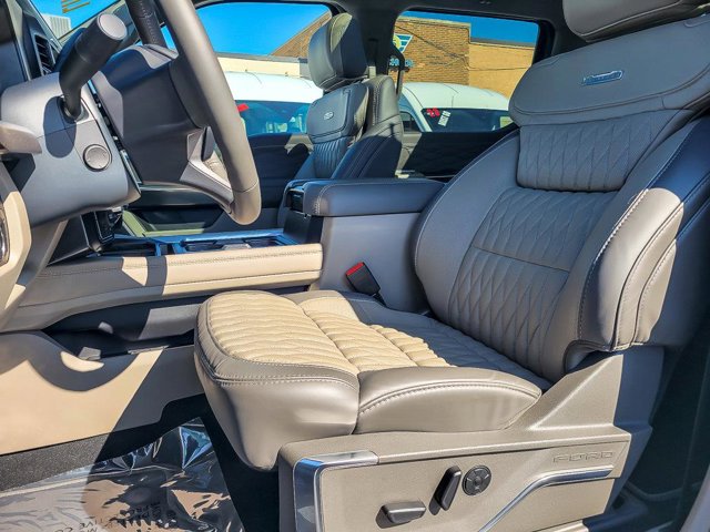 2025 FORD F-450 - Image 45