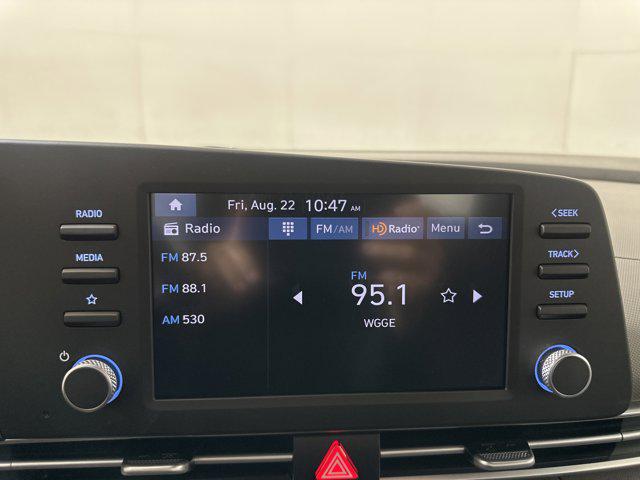 2025 Hyundai Elantra SEL Sport photo 14