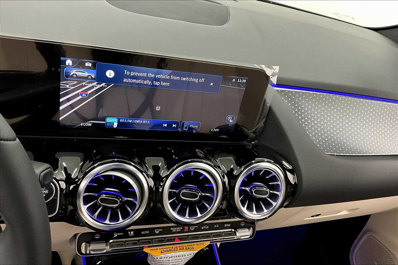 2025 Mercedes Benz GLA 250 photo 4