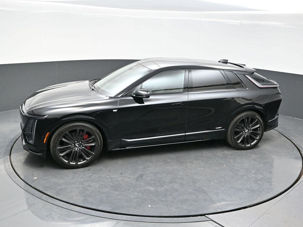 2026 Cadillac Lyriq photo 25