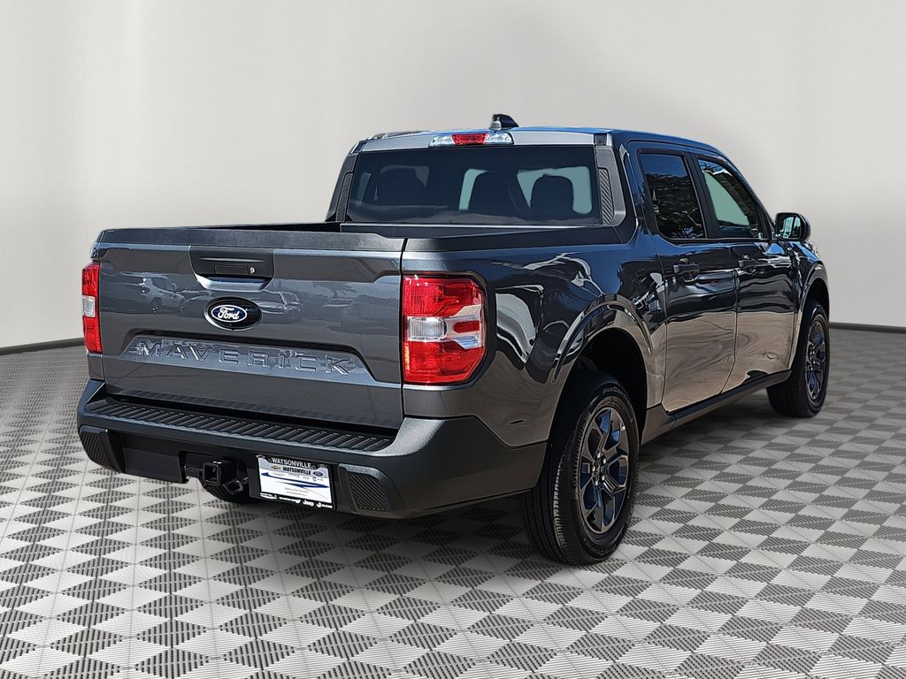 2025 Ford Maverick XLT photo 2
