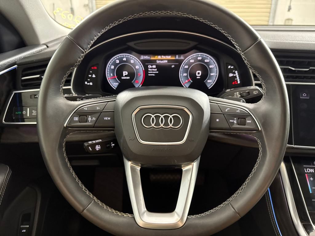 2023 Audi Q8 55 Prestige photo 11