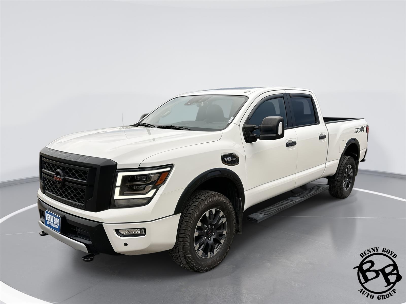 2021 Nissan Titan XD Pro-4X's photo