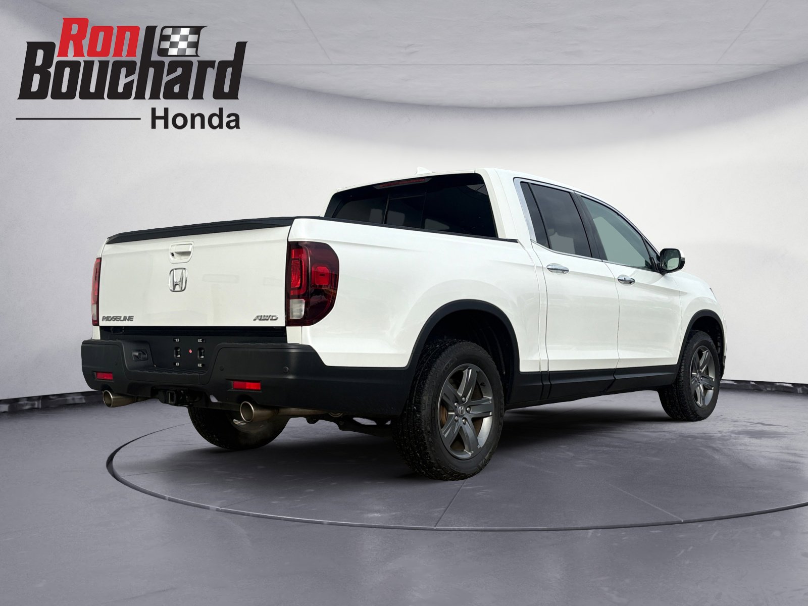 2022 Honda Ridgeline RTL-E photo 2