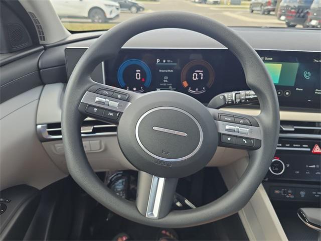 2026 Hyundai Tucson SEL photo 13