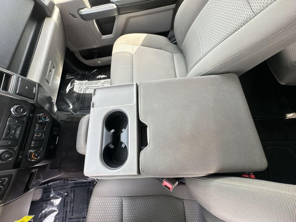 2018 Ford F-150 XLT photo 20