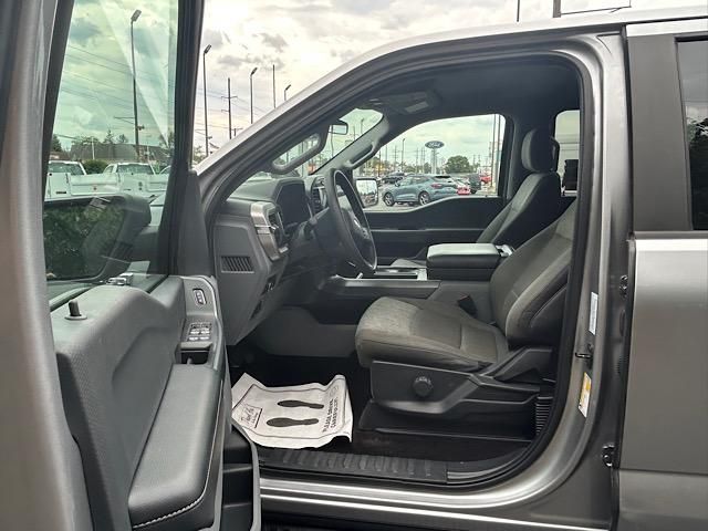 2022 Ford F-150 XLT photo 20