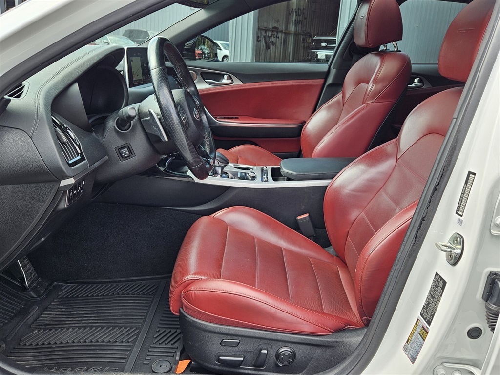 2020 Kia Stinger GT2 photo 5