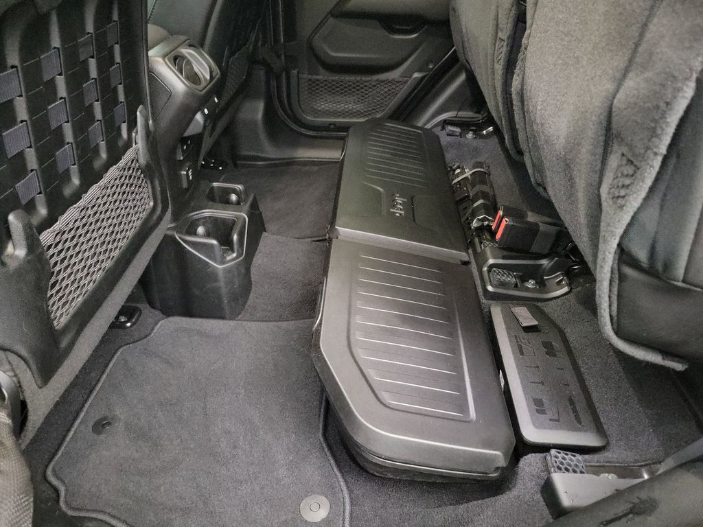 2021 Jeep Gladiator Rubicon photo 19