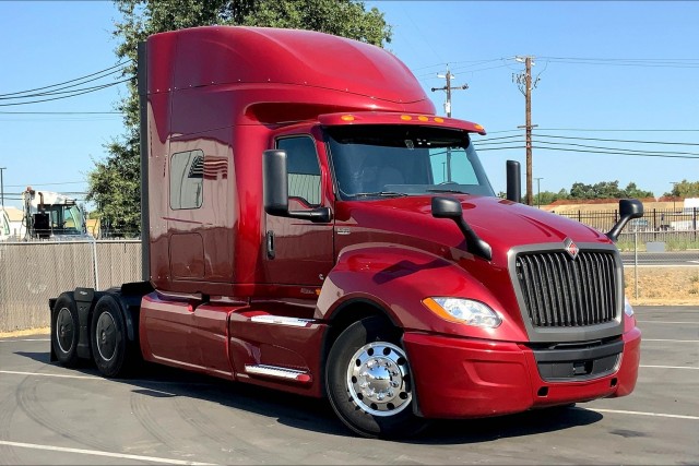 2021 International LT625 6x4 