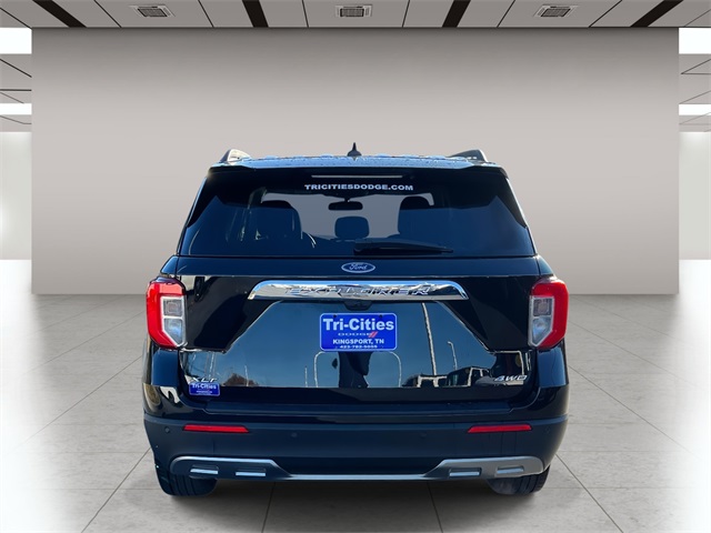 2023 Ford Explorer XLT photo 3