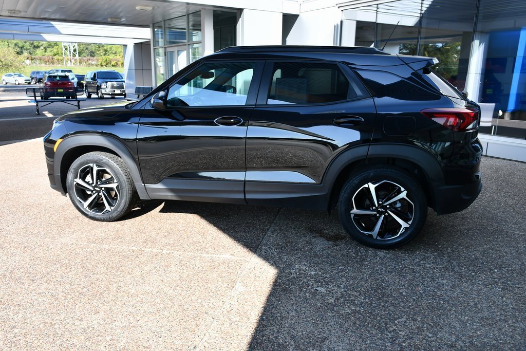 2023 Chevrolet Trailblazer RS photo 3