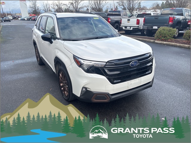 2025 Subaru Forester Sport's photo