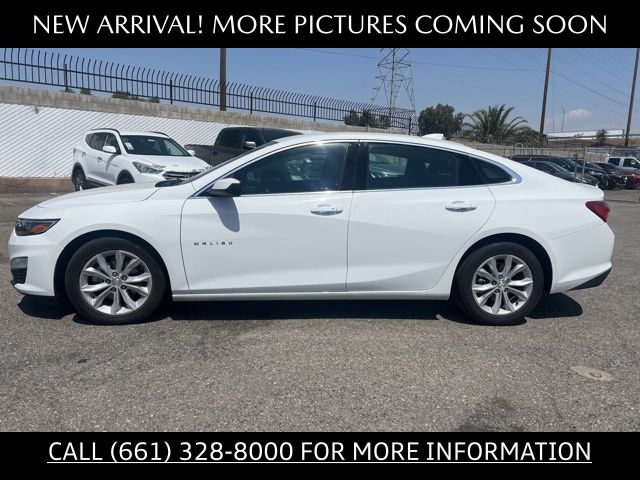 2022 Chevrolet Malibu 1LT photo 2