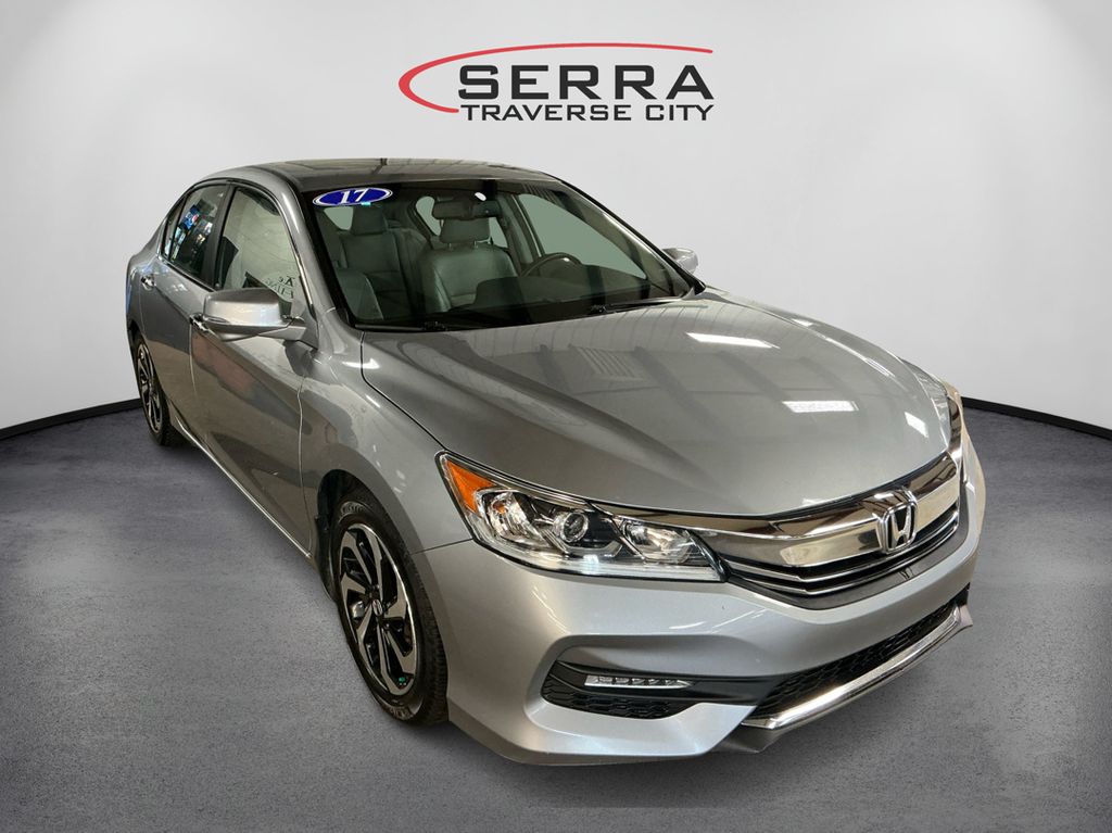 2017 Honda Accord EX-L photo 3