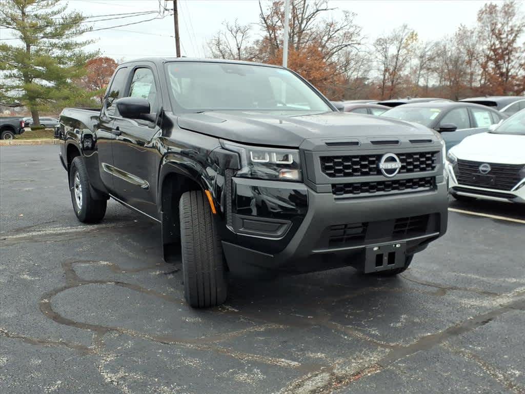 2026 Nissan Frontier S photo 2