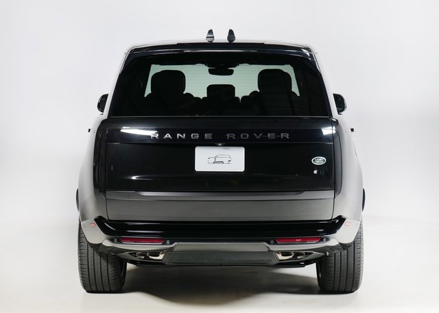 2023 Land Rover Range Rover SE photo 6