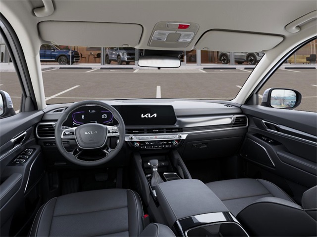 2025 Kia Telluride LX photo 12