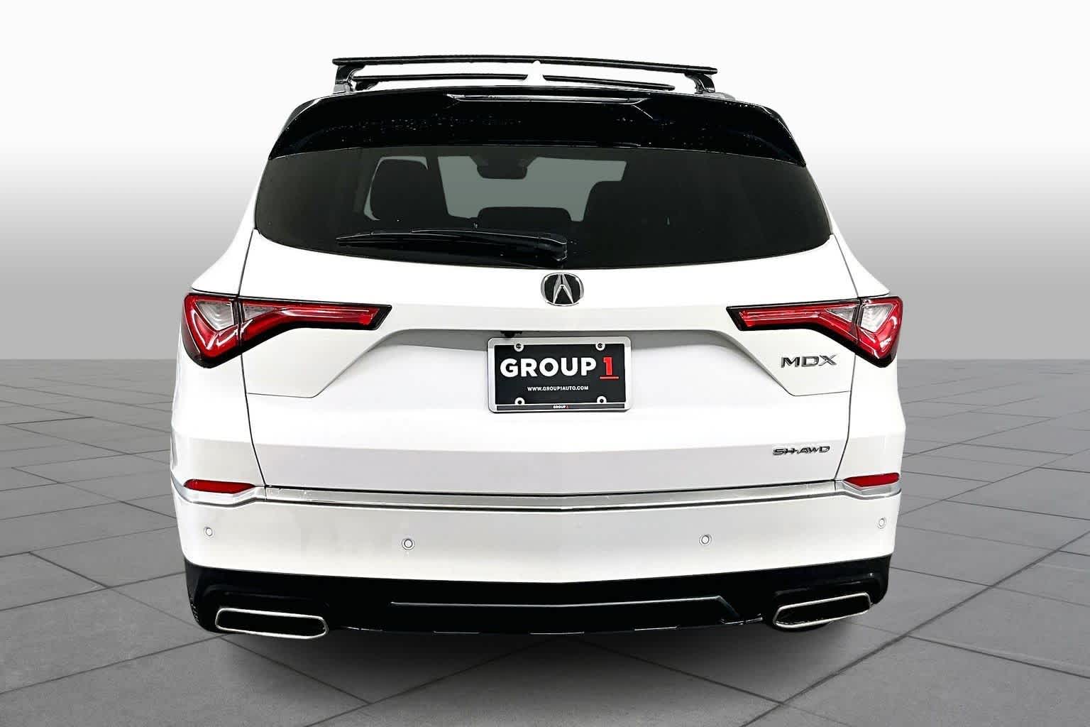 2023 Acura MDX SH-AWD Advance photo 4