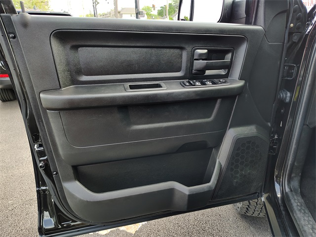 2018 Ram 2500 Tradesman photo 7