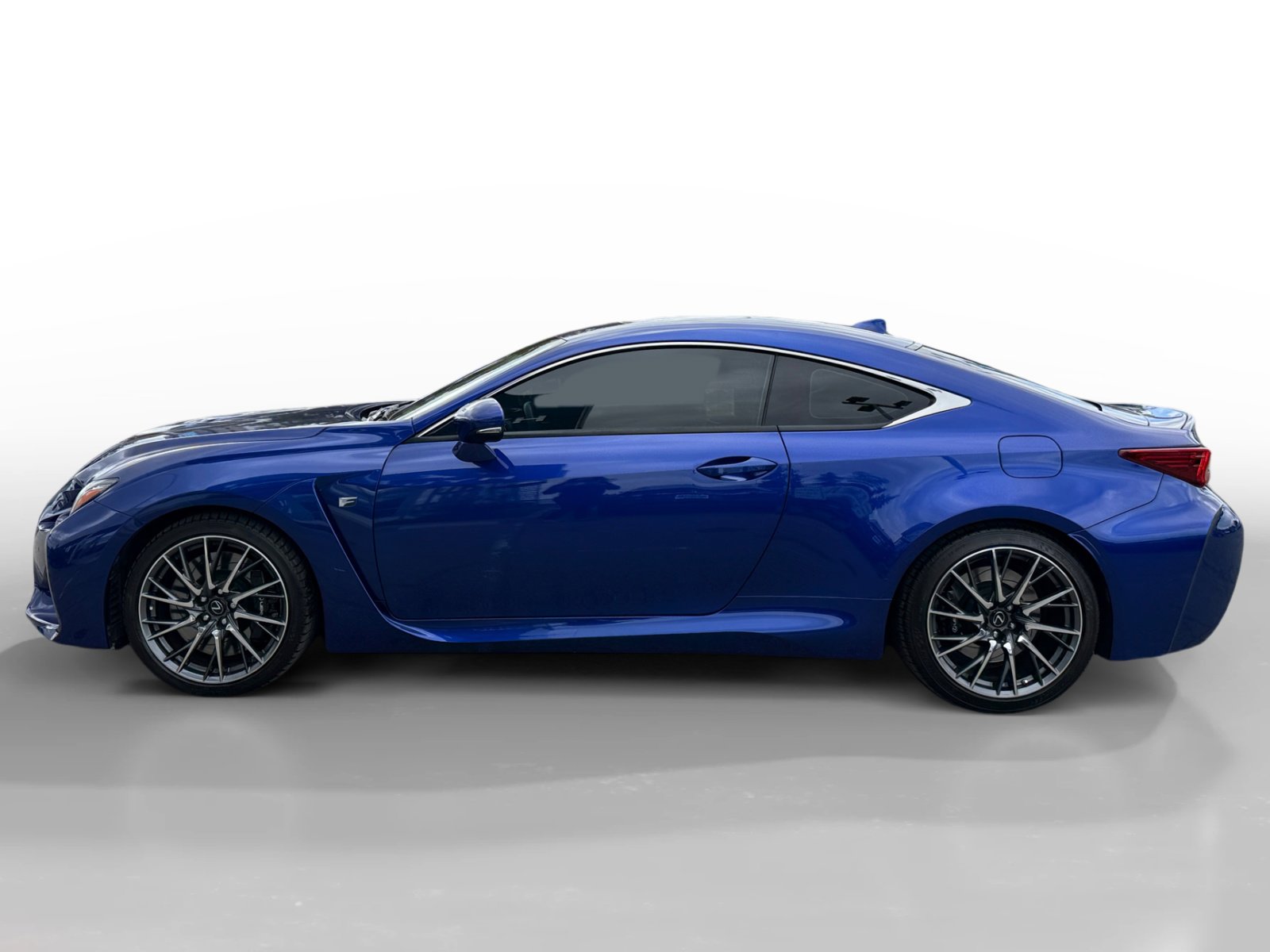 2015 Lexus RC F photo 2