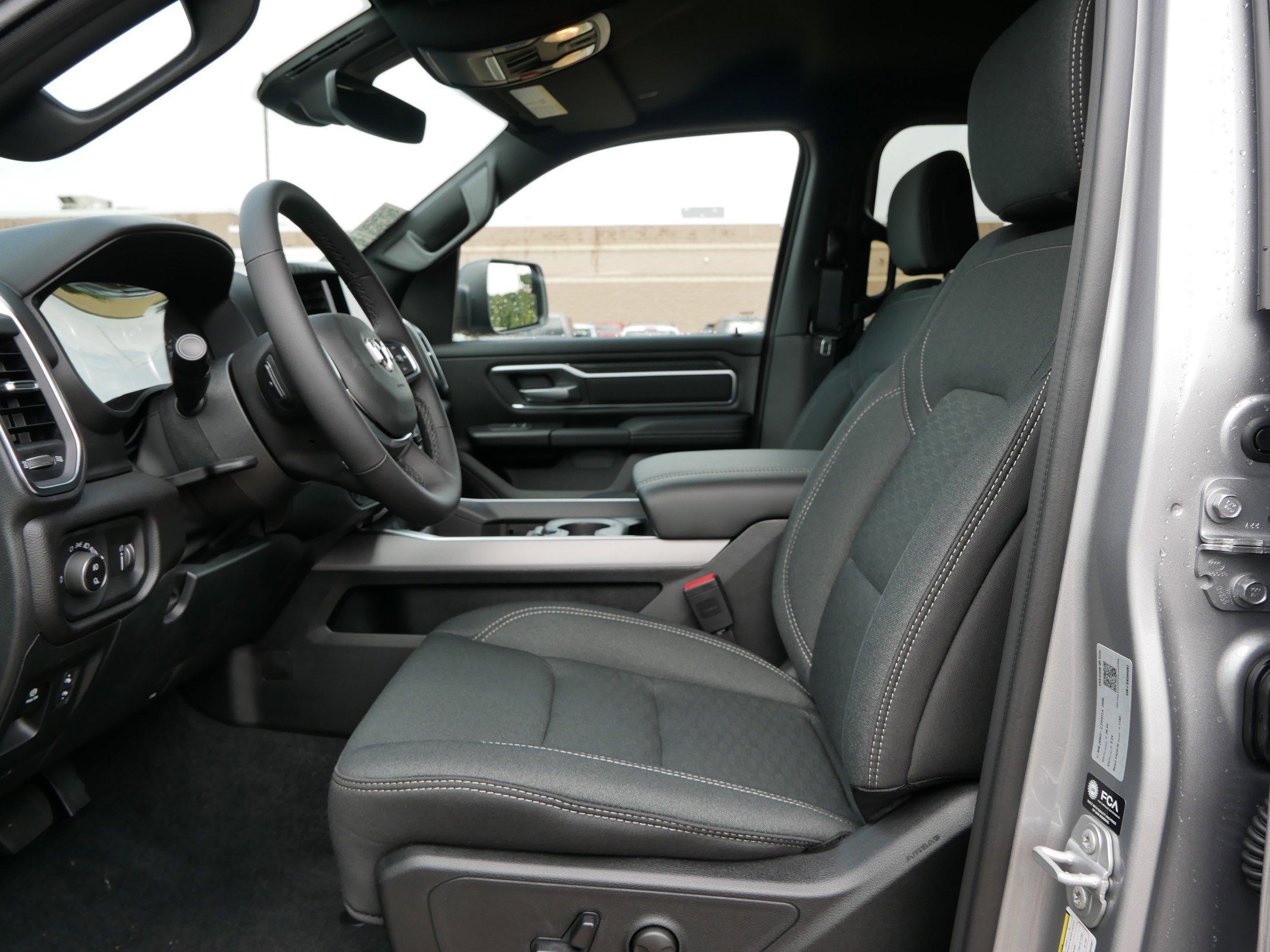 2025 Ram 1500 Big Horn photo 7