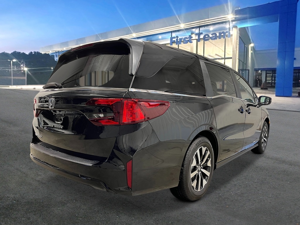 2026 Honda Odyssey EX-L photo 3