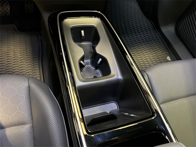 2025 Volkswagen ID.4 Pro S photo 18