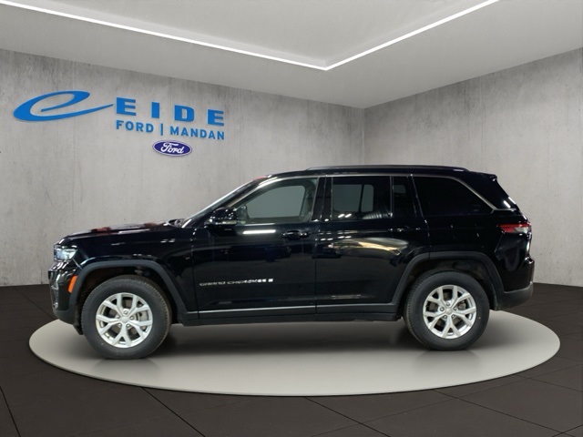 2023 Jeep Grand Cherokee Limited photo 2