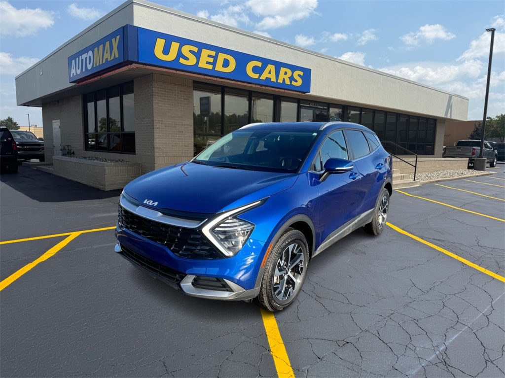 2024 Kia Sportage EX's photo