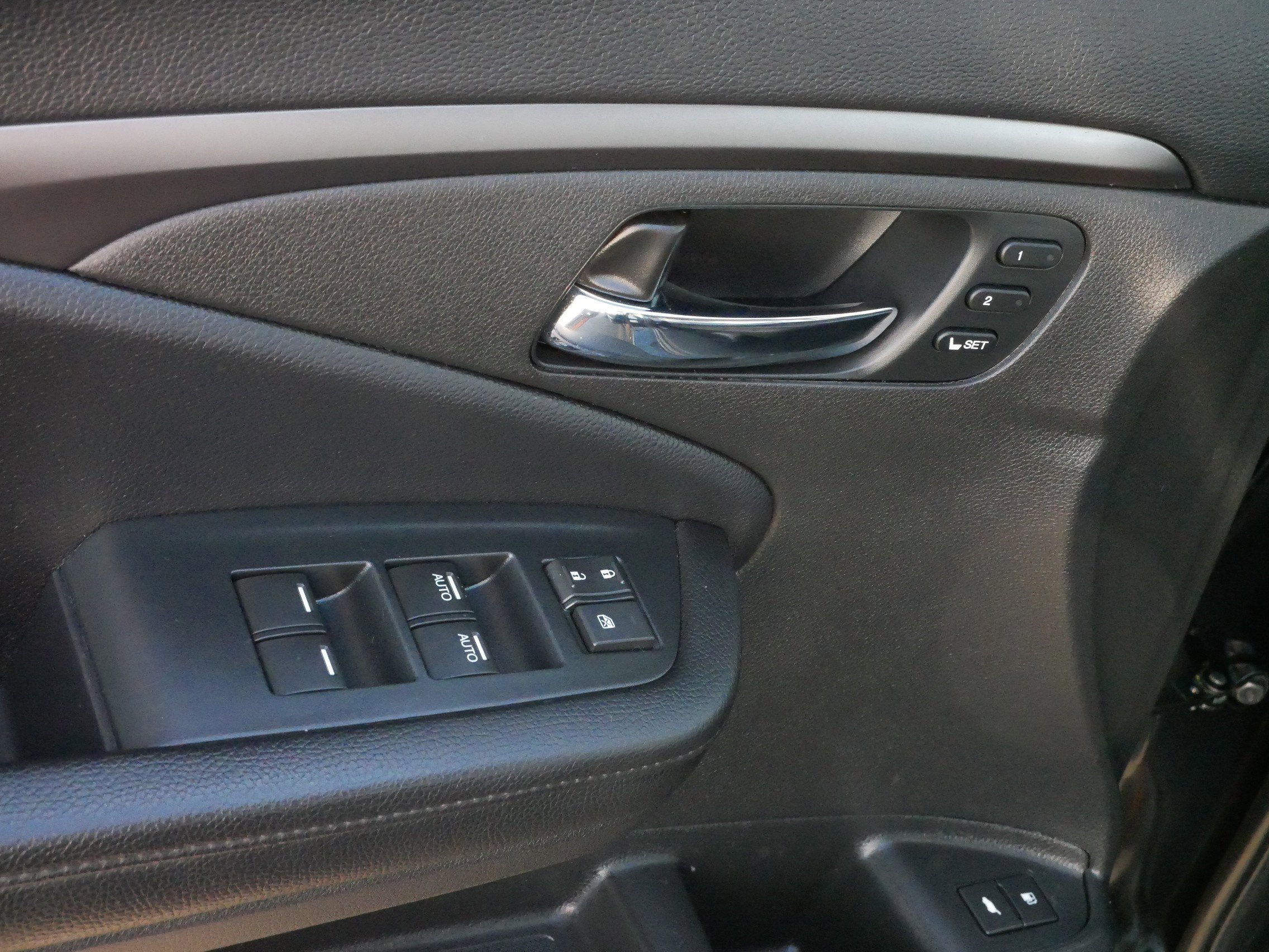 2022 Honda Pilot SE photo 17