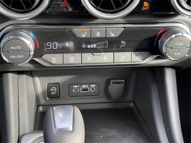 2025 Nissan Sentra SV photo 26