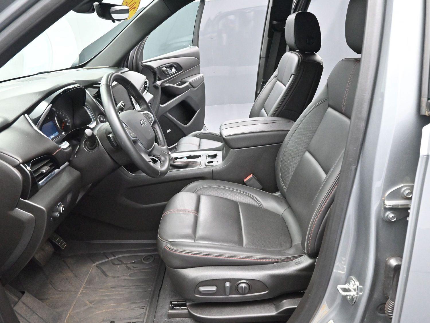 2023 Chevrolet Traverse RS photo 9