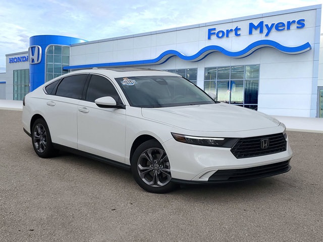 2024 Honda Accord EX's photo