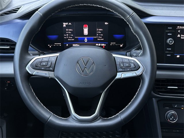 2022 Volkswagen Taos SE photo 9
