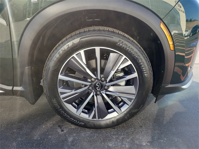 2026 Infiniti QX60 Luxe AWD photo 6