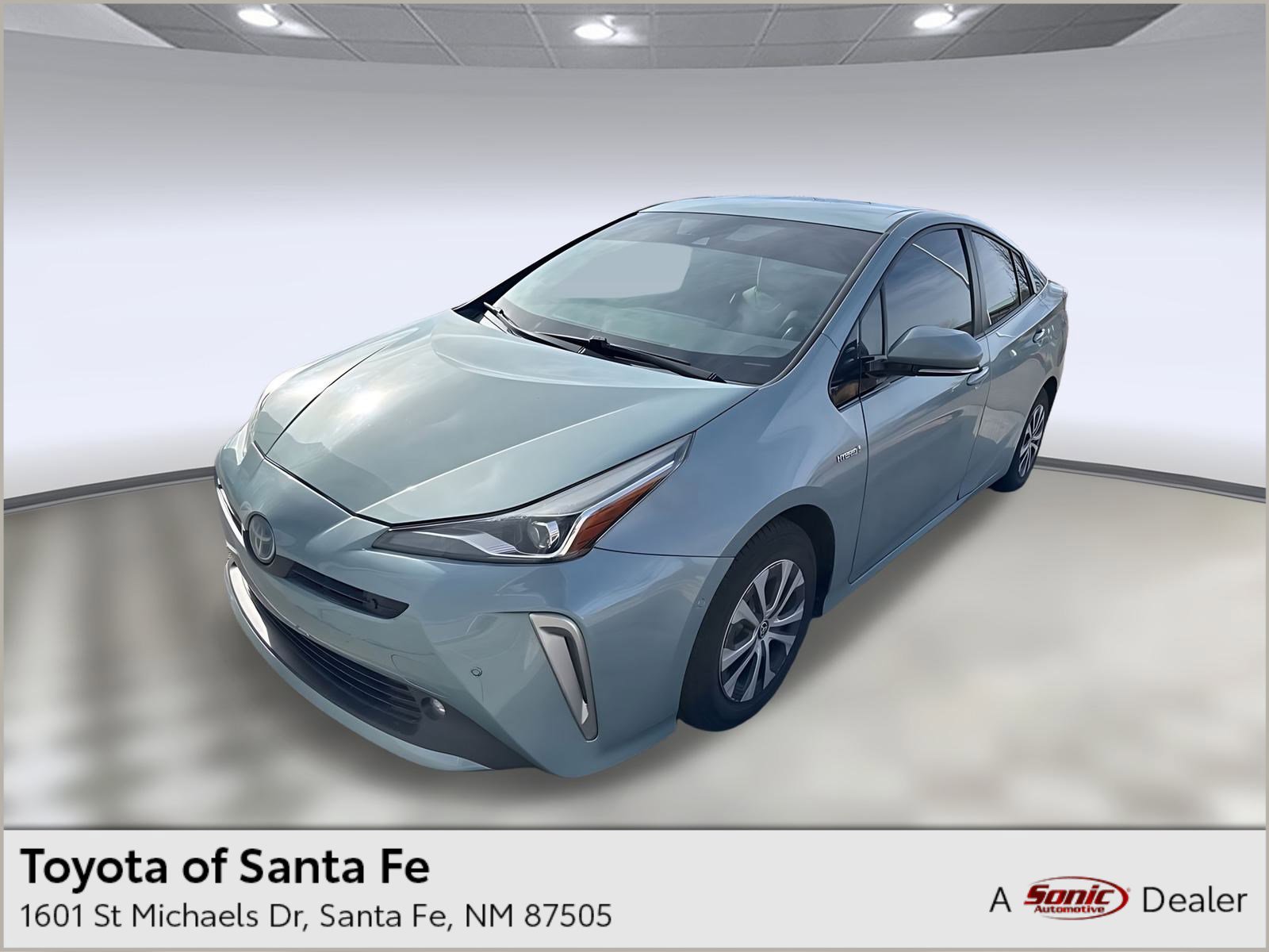 2019 Toyota Prius XLE's photo
