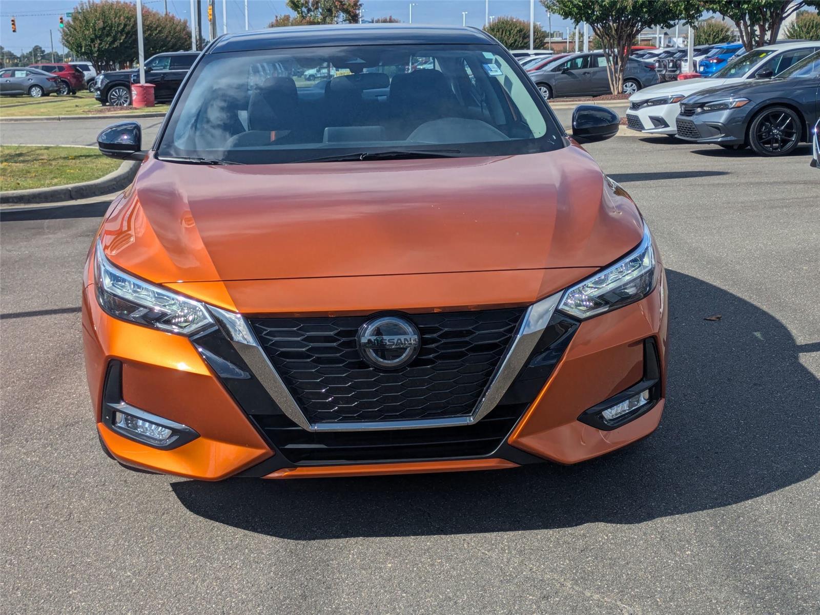 2023 Nissan Sentra SR photo 2