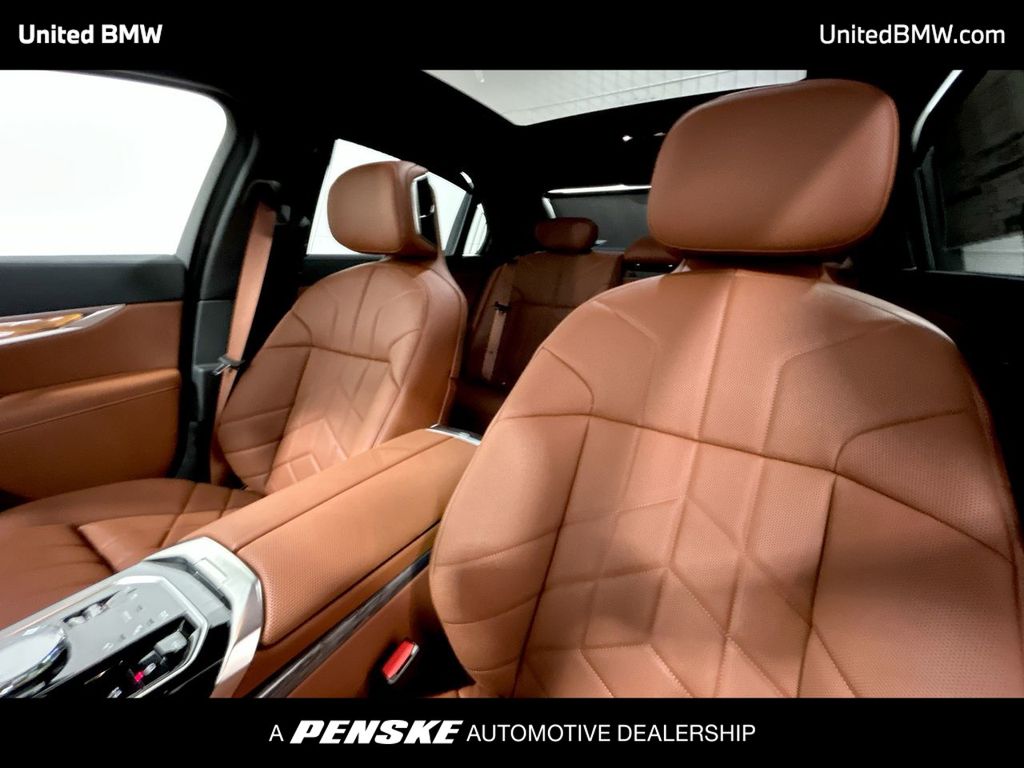 2025 Bmw 760i 760i xDrive photo 13