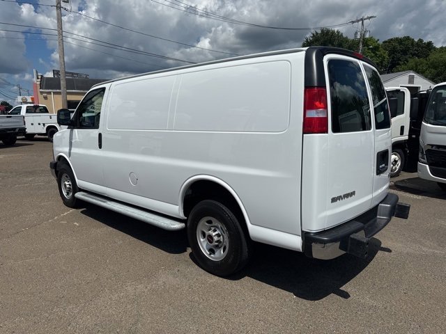 2023 Gmc Savana Cargo 2500 photo 4