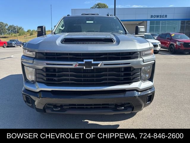 2024 Chevrolet Silverado 2500HD Custom photo 5