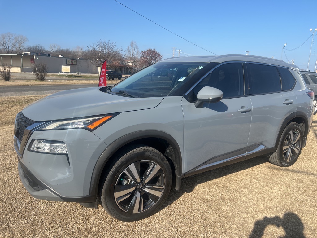 2021 Nissan Rogue SL