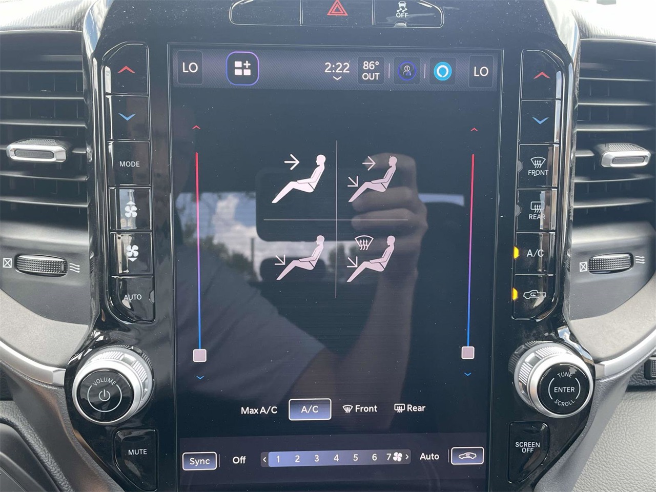 2025 Ram 2500 Big Horn photo 17