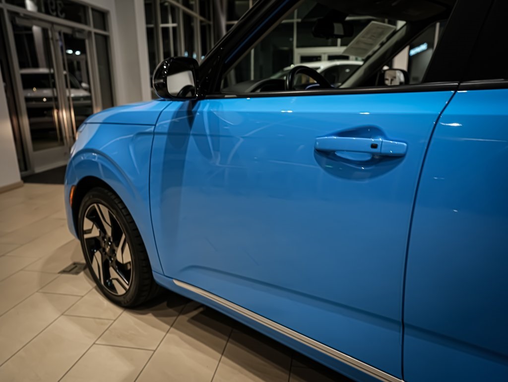 2023 Kia Soul GT-Line photo 14