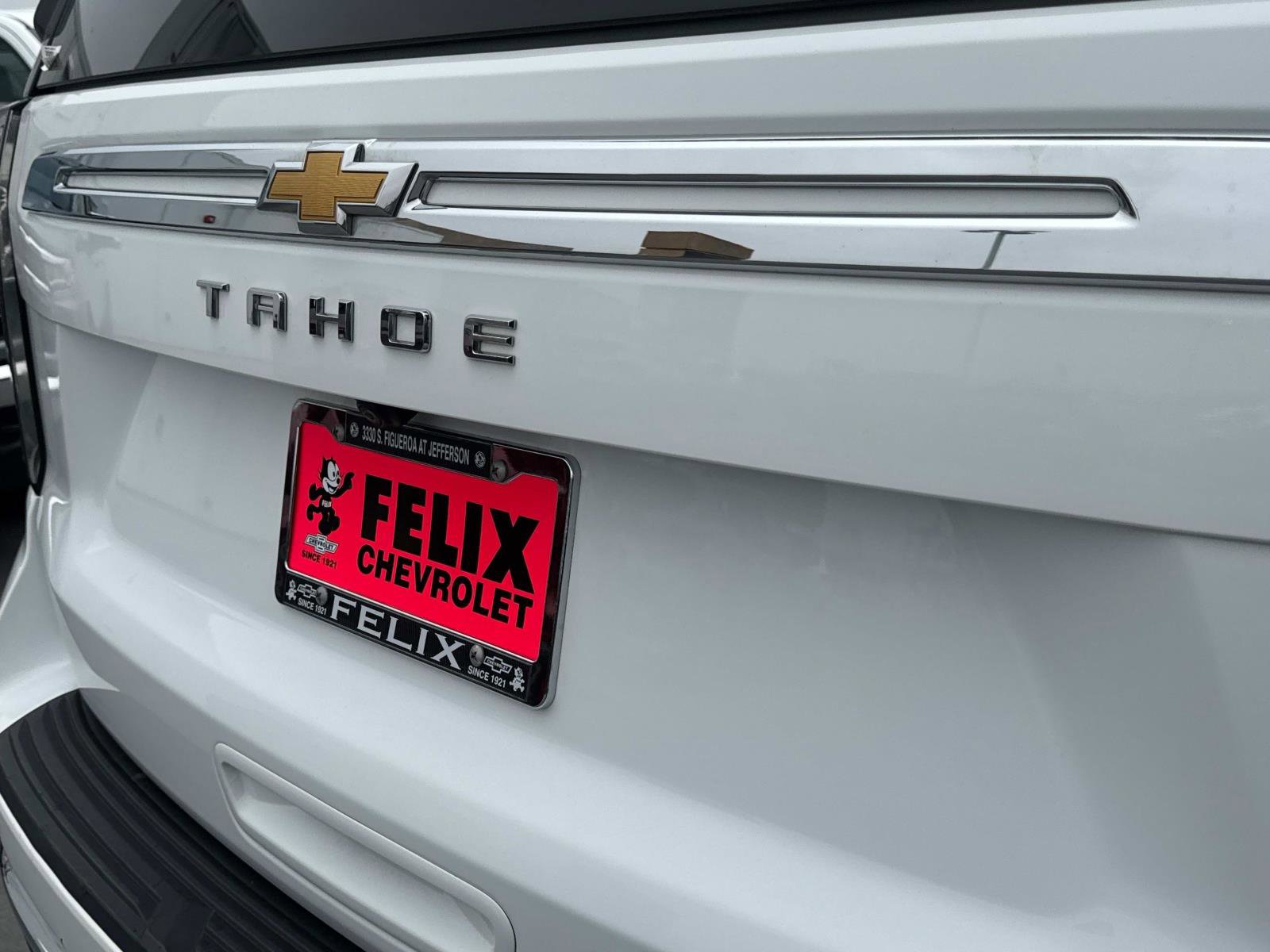 Used 2022 Summit White Chevrolet LT image 5