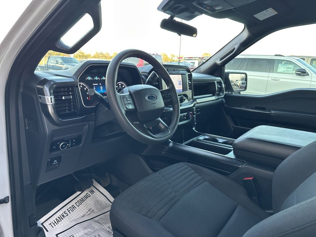 2023 Ford F-150 XL photo 11